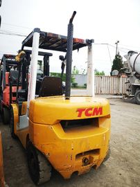 tcm χρησιμοποιημένη forklift diesel χειρωνακτική μηχανή isuzu 3 τόνου με τον ιστό 3000mm προμηθευτής