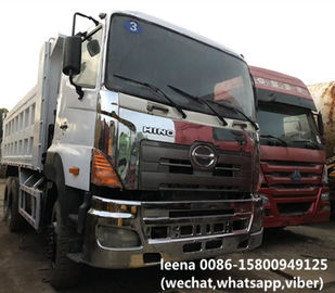 Κίνα Ο τύπος της Ιαπωνίας 6X4 χρησιμοποίησε τα φορτηγά απορρίψεων Hino 700 Tipper φορτηγών 25-30 σειρές ικανότητας τόνου εργοστάσιο